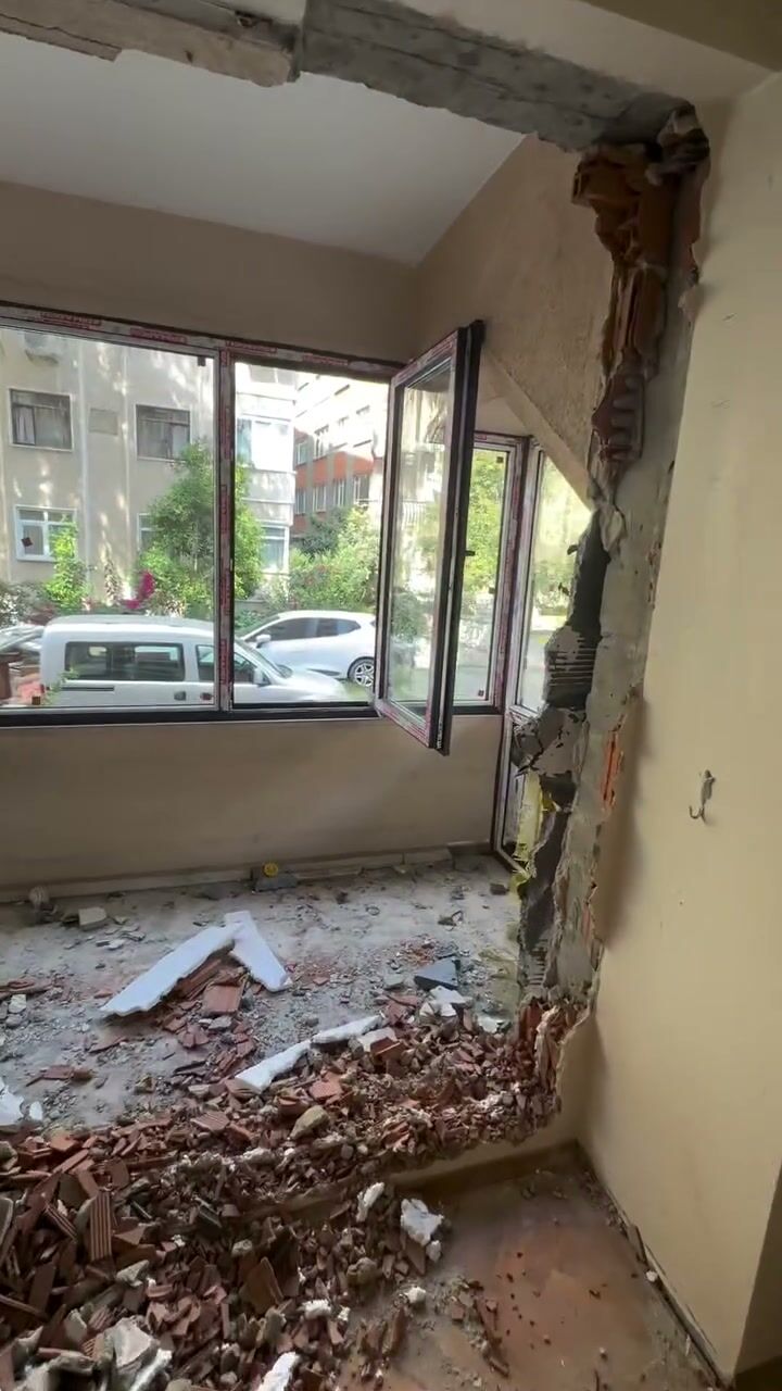 Tadilat öncesi: yıkım aşaması